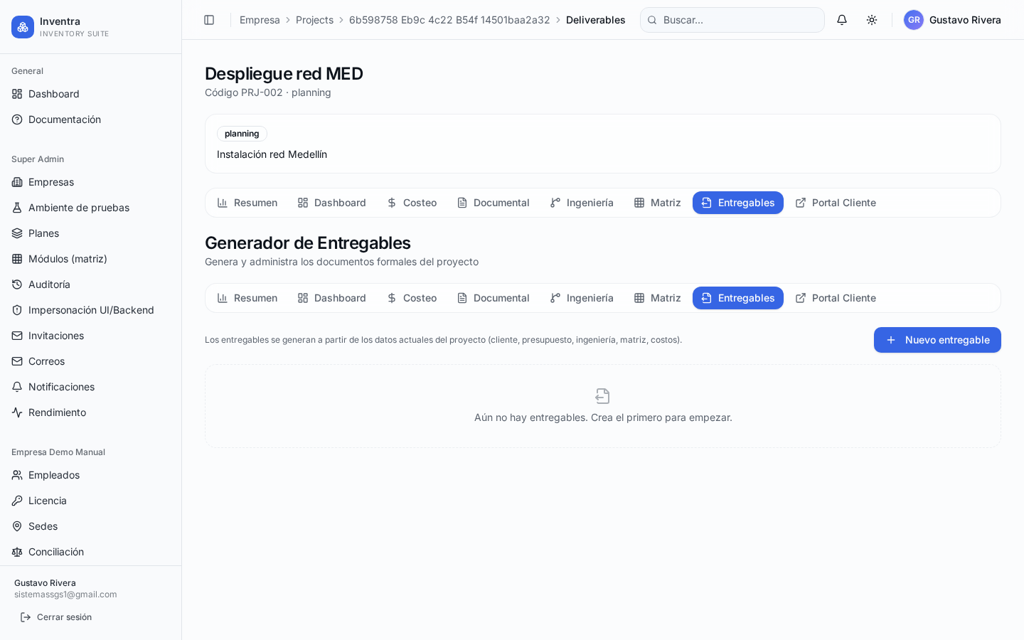 Entregables del proyecto con estado y fecha objetivo.