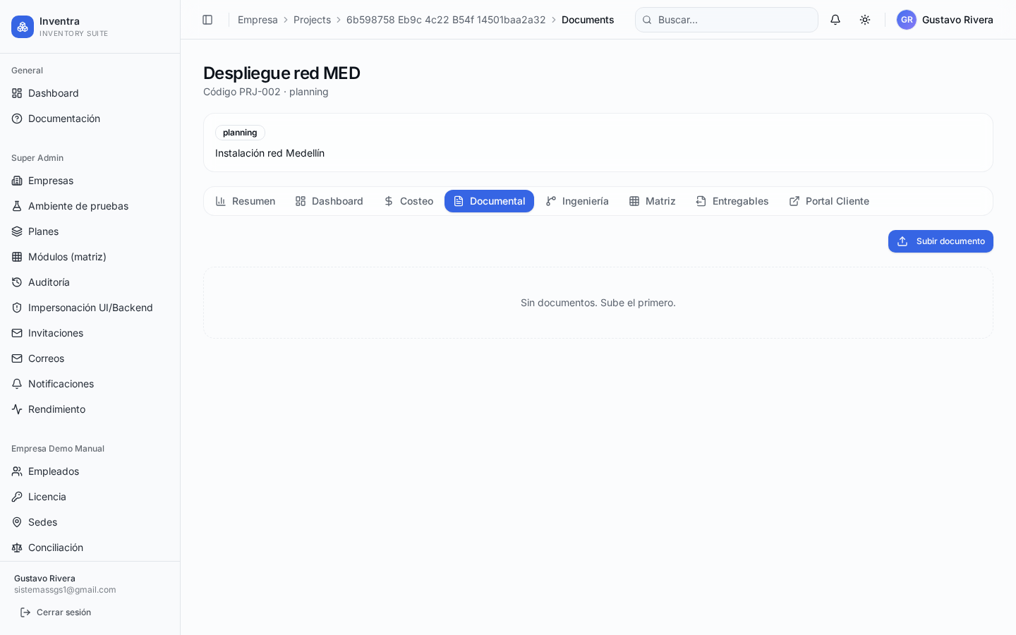 Documentos del proyecto con historial de versiones.